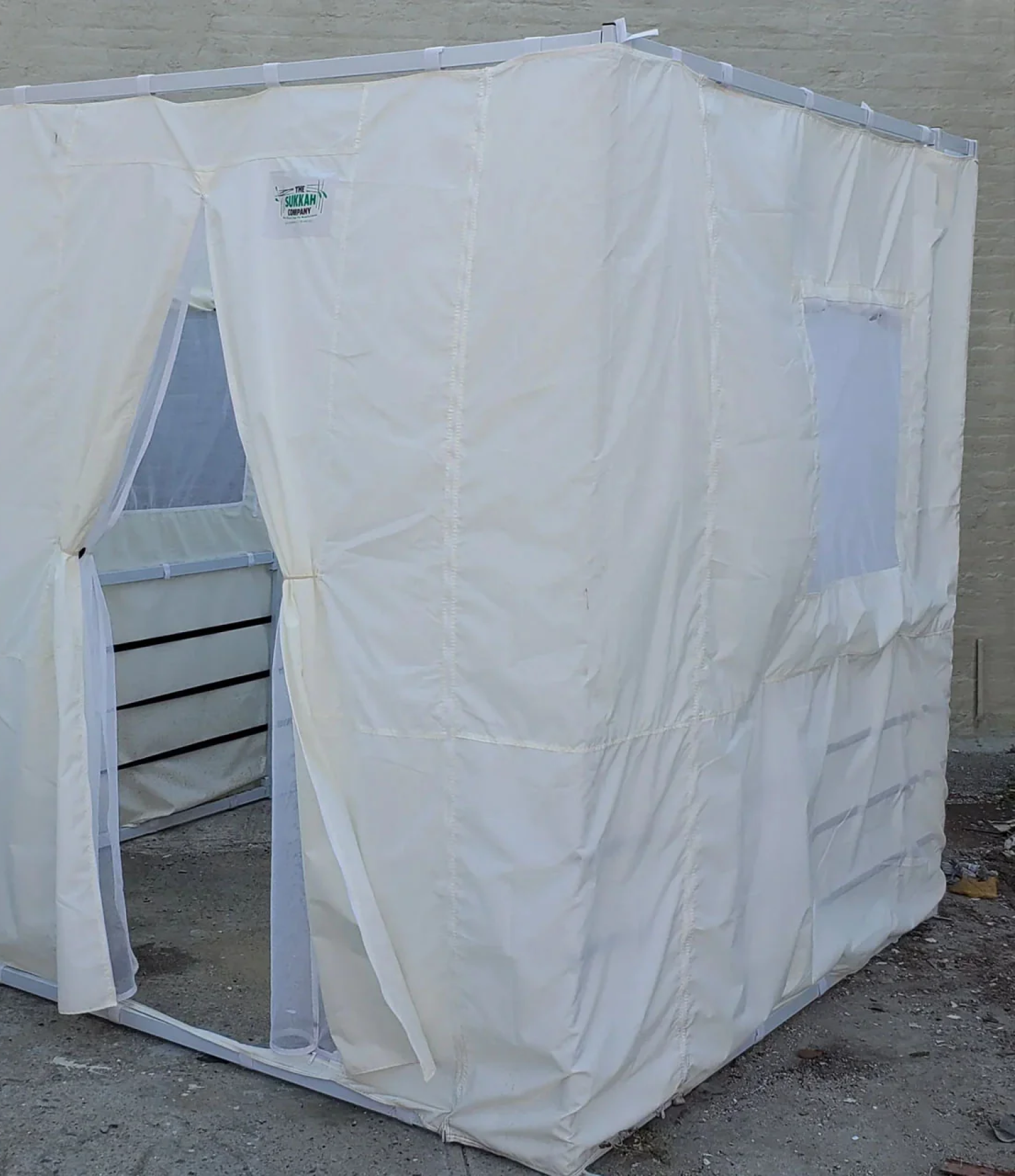 Silver Edition Sukkah